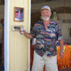 Meet your Posher, Dennis
